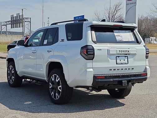 Wind Chill Pearl 2026 Toyota 4Runner TRD Sport Premium