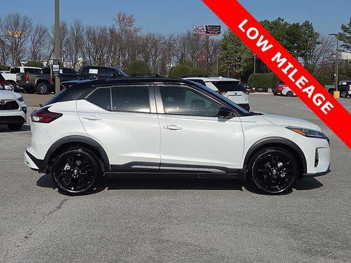 2024 Nissan Kicks SR