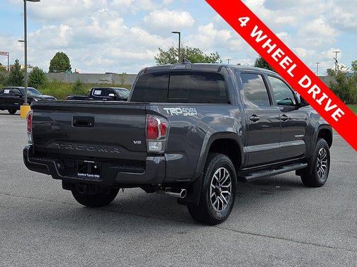 2022 Toyota Tacoma TRD Sport