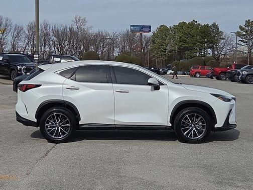 2025 Lexus NX 250 Premium