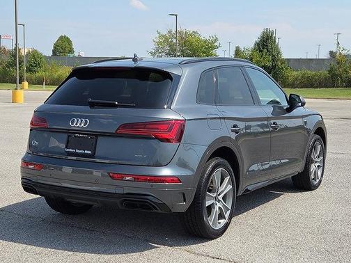 2025 Audi Q5 45 S line Premium