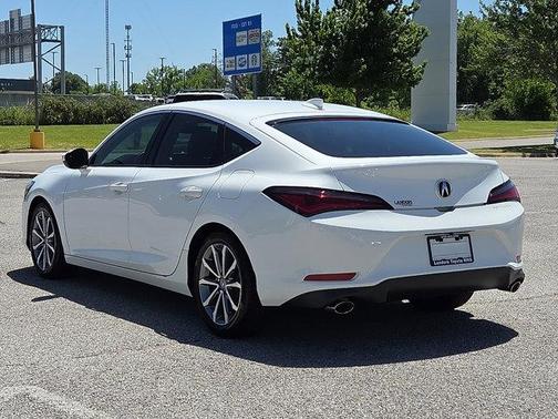 Platinum White Pearl 2023 Acura Integra 4DR SDN CVT