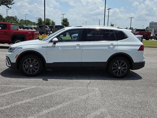 2024 Volkswagen Tiguan 2.0T Wolfsburg Edition