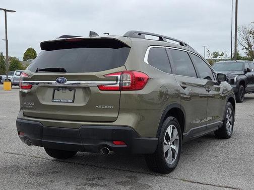 2023 Subaru Ascent Premium 8-Passenger