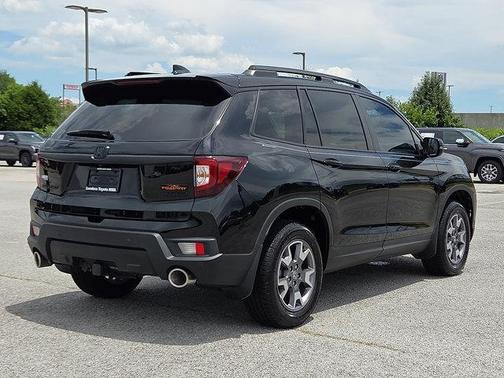 2023 Honda Passport AWD TrailSport