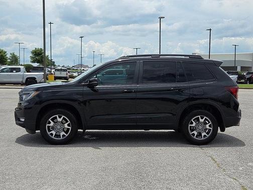 2023 Honda Passport AWD TrailSport