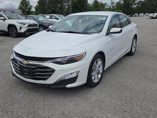 2022 Chevrolet Malibu FWD LT