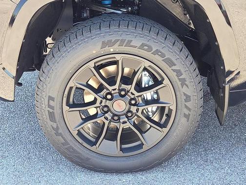Midnight Black Metallic 2026 Toyota Tundra Platinum