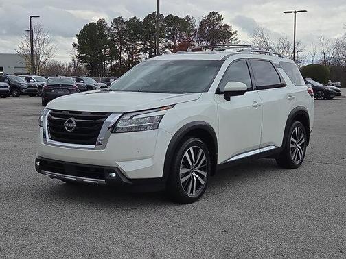 2023 Nissan Pathfinder Platinum 4WD