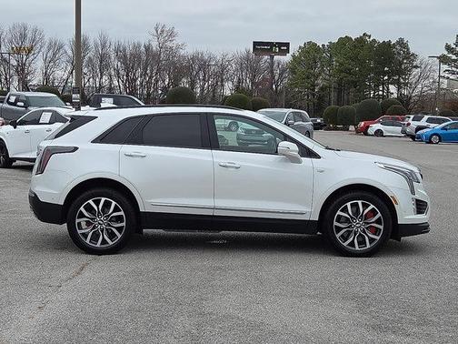 2025 Cadillac XT5 Sport