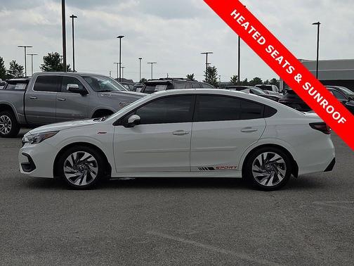 Crystal White Pearl 2025 Subaru Legacy Limited
