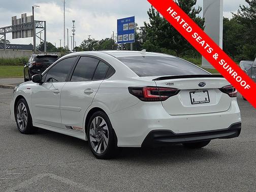 Crystal White Pearl 2025 Subaru Legacy Limited