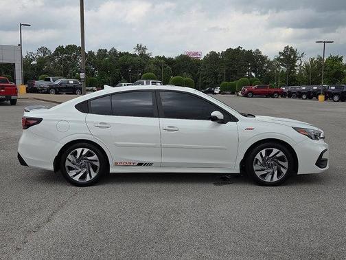 Crystal White Pearl 2025 Subaru Legacy Limited