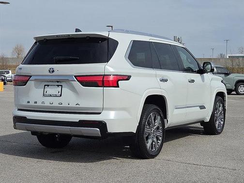 2024 Toyota Sequoia Capstone