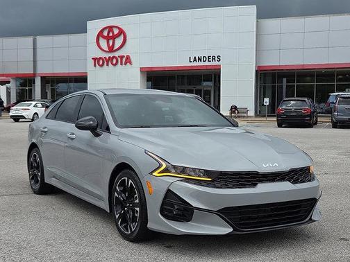 2022 Kia K5 GT-Line