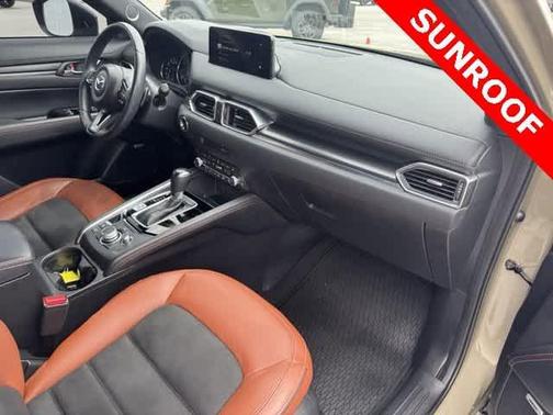 2024 Mazda CX-5 Carbon Edition