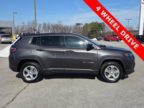 2023 Jeep Compass Sport