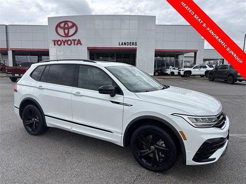 2023 Volkswagen Tiguan 2.0T SE R-Line Black 4MOTION