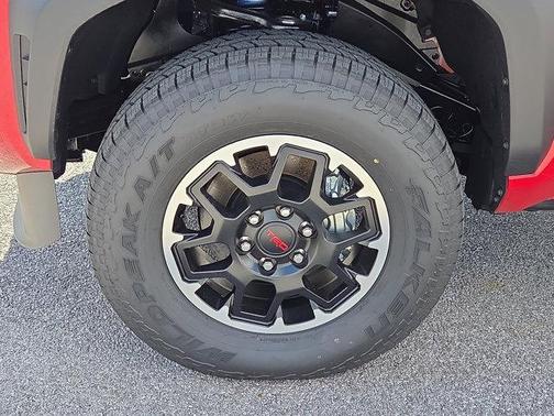 2025 Toyota Tacoma TRD Off Road