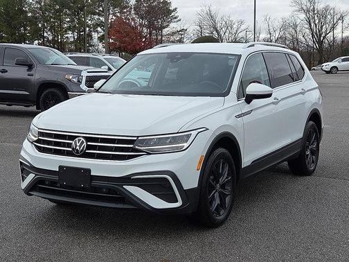 2024 Volkswagen Tiguan 2.0T SE 4MOTION
