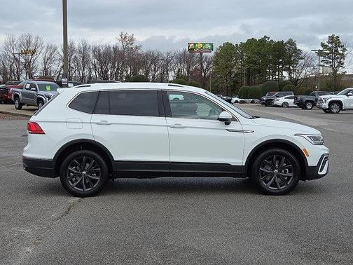 2024 Volkswagen Tiguan 2.0T SE 4MOTION