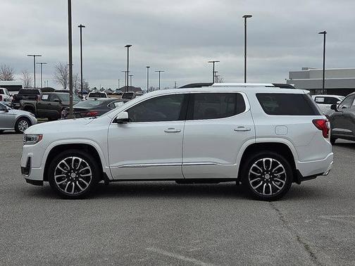 2020 GMC Acadia Denali