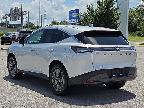 Brilliant Silver Metallic 2025 Nissan Murano SL