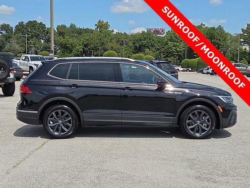 2022 Volkswagen Tiguan 2.0T SE 4MOTION