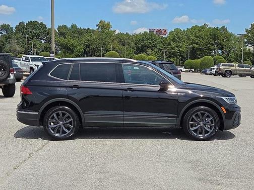 2022 Volkswagen Tiguan 2.0T SE 4MOTION