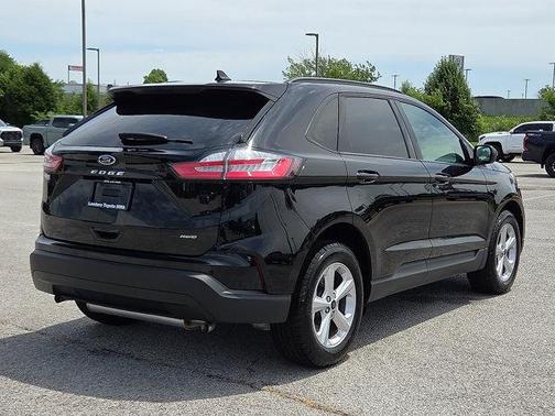 2024 Ford Edge SE