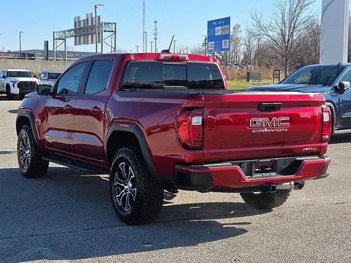 2024 GMC Canyon AT4