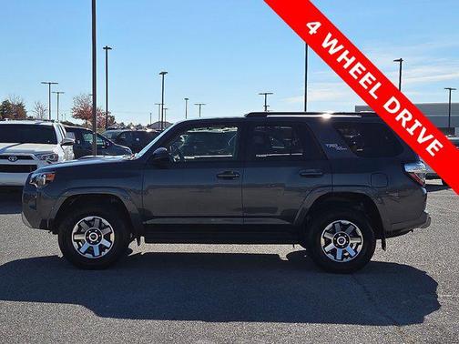 2022 Toyota 4Runner TRD Off Road