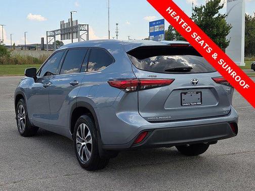 2022 Toyota Highlander Hybrid XLE