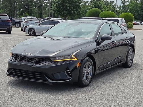 Ebony Black 2023 Kia K5 LXS