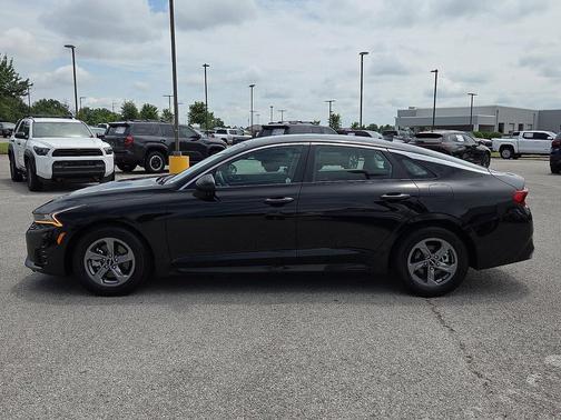 Ebony Black 2023 Kia K5 LXS