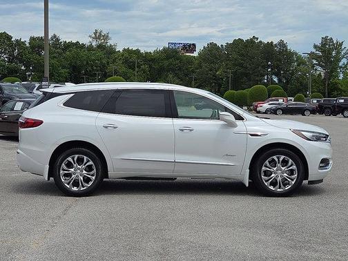 White Frost Tricoat 2020 Buick Enclave FWD Avenir