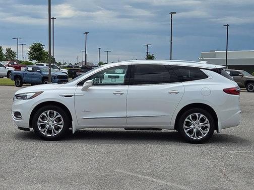 White Frost Tricoat 2020 Buick Enclave FWD Avenir