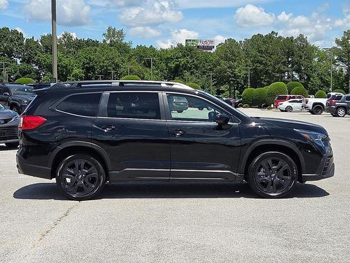 Crystal Black Silica 2024 Subaru Ascent Onyx Edition 7-Passenger