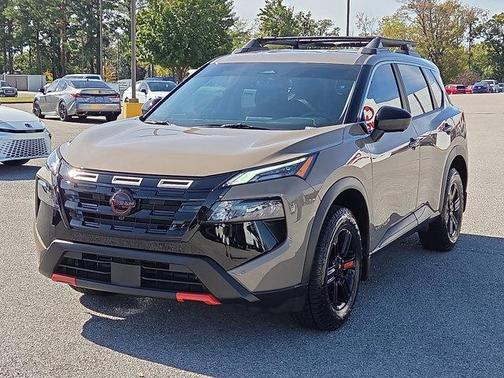 2025 Nissan Rogue Rock Creek