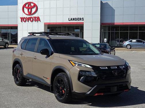 2025 Nissan Rogue Rock Creek