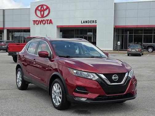 2022 Nissan Rogue Sport SV