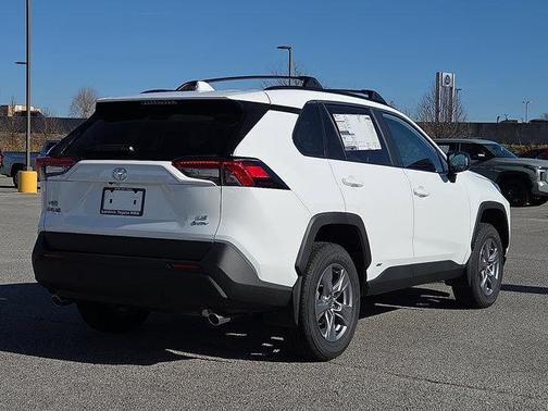 2025 Toyota RAV4 Hybrid LE