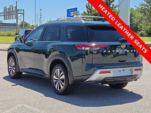Obsidian Green Pearl 2025 Nissan Pathfinder SL FWD