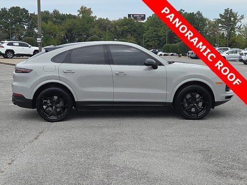 2022 Porsche Cayenne Platinum Edition