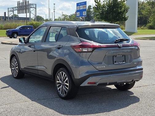 2024 Nissan Kicks SV