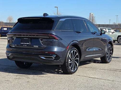 2024 Lincoln Nautilus Black Label