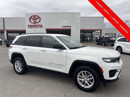 2024 Jeep Grand Cherokee Laredo