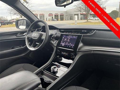 2024 Jeep Grand Cherokee Laredo