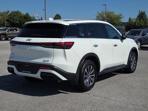 2025 INFINITI QX60 Pure