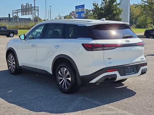 2025 INFINITI QX60 Pure